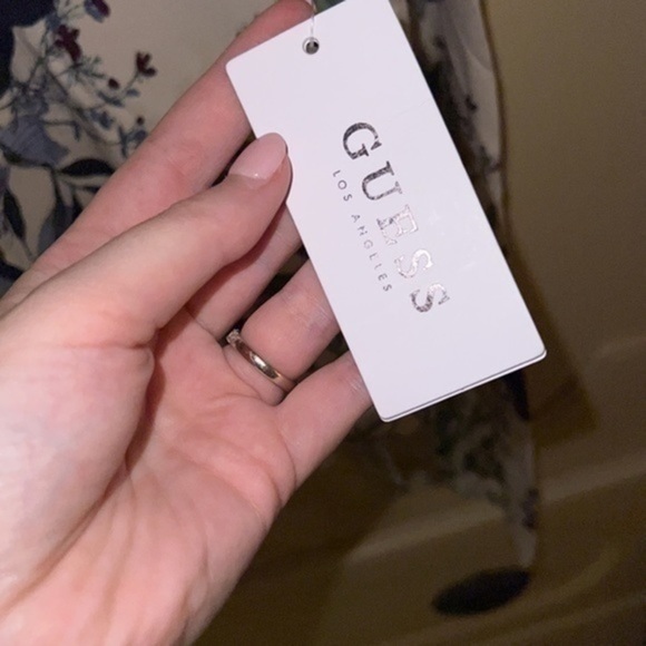 GUESS Bodysuit, Floral, Size XL - Picture 4 of 6